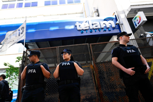 Argentine : Milei ferme Télam, la première agence de presse latino