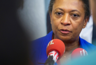 Après les municipales, la gauche panse ses plaies