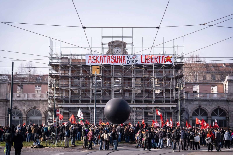Résister aux lois sécuritaires : la leçon italienne