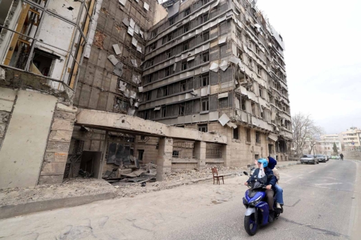 « La population iranienne est aujourd’hui prise en otage entre deux monstres »