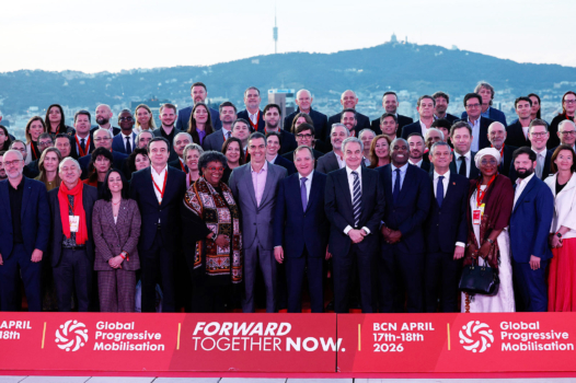 À Barcelone, un sommet pour relever le centre-gauche… et sauver Pedro Sánchez