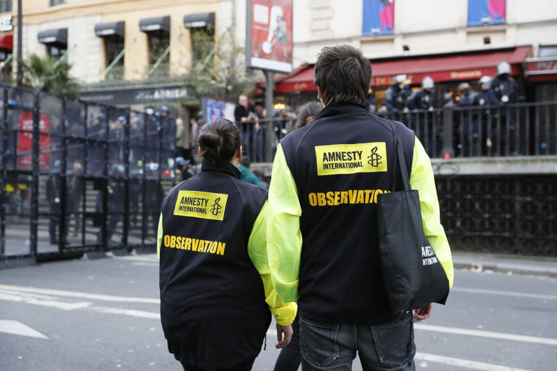 Droits humains : semer des « petites graines » dans les lycées