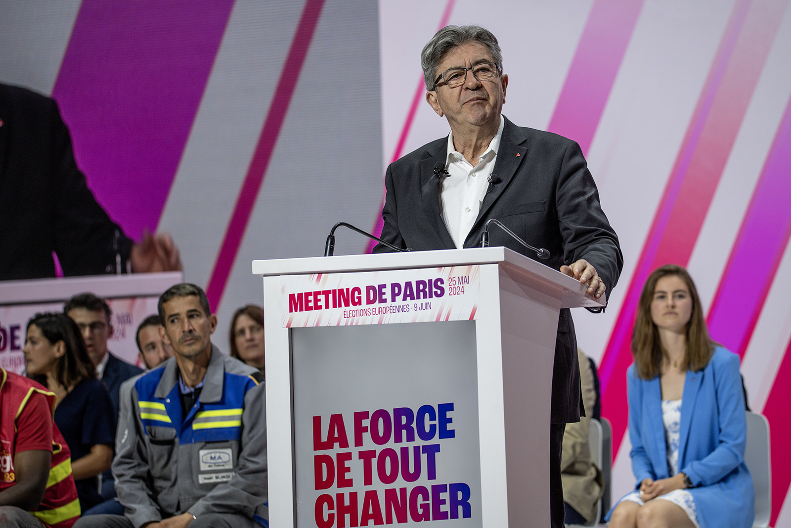 www.politis.fr