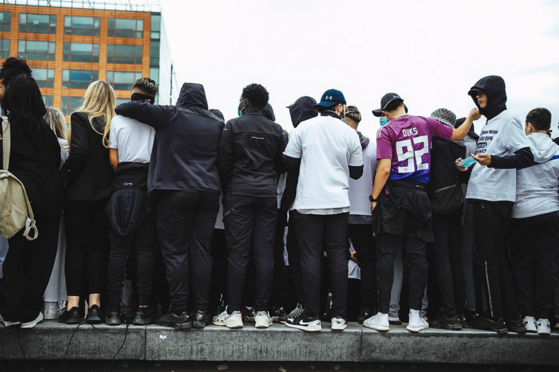 Vingt ans après les révoltes sociales, l’appel des quartiers populaires