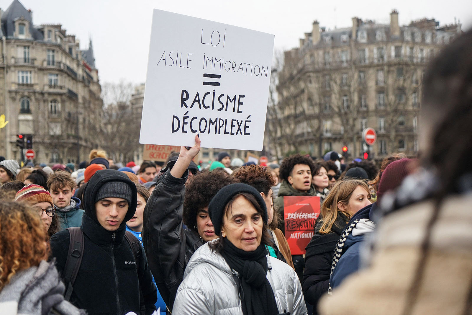 www.politis.fr