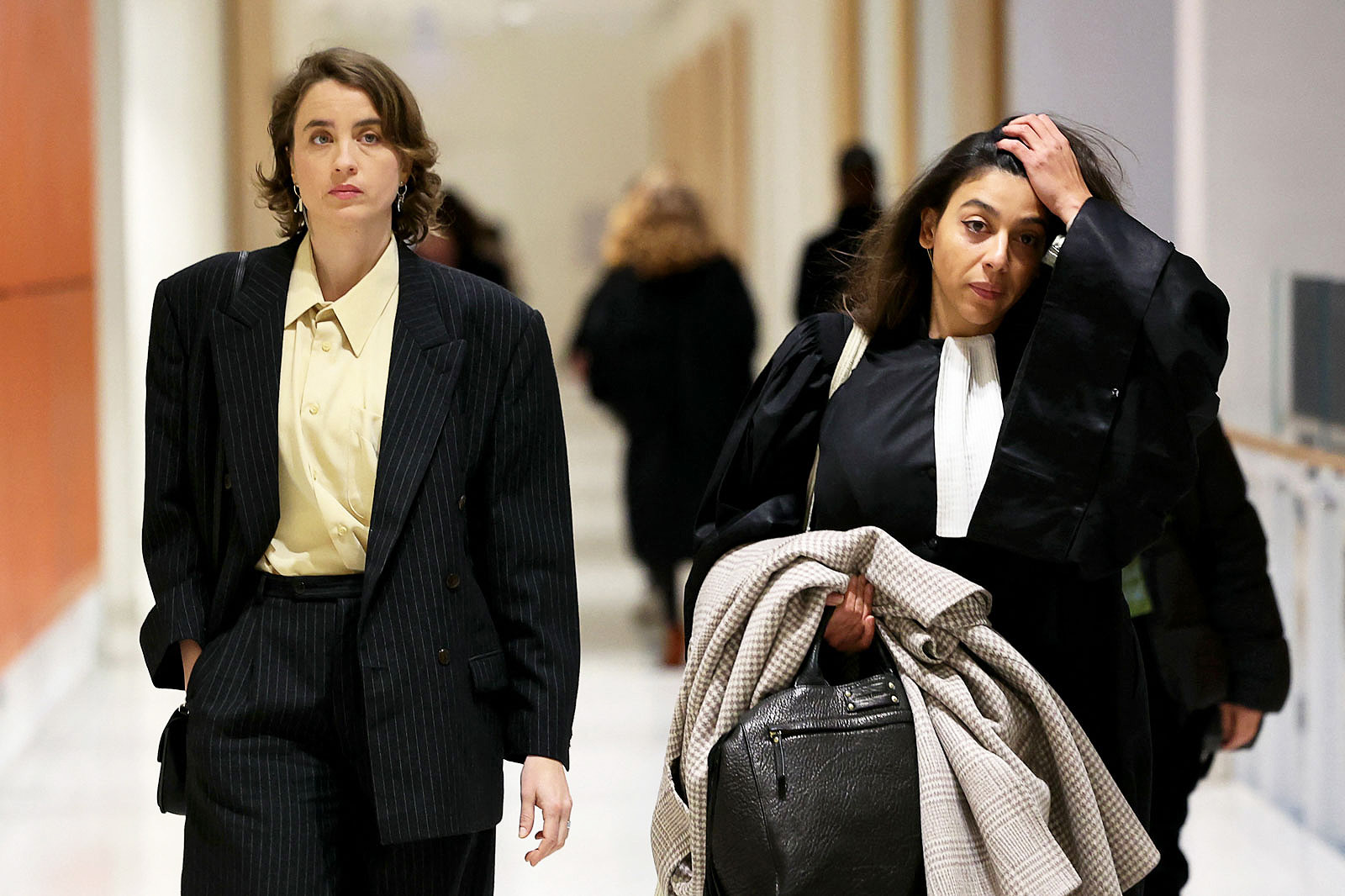 VSS et justice : Au procès du réalisateur Christophe Ruggia, la colère dAdèle  Haenel, cette enfant que personne na protégée - POLITIS