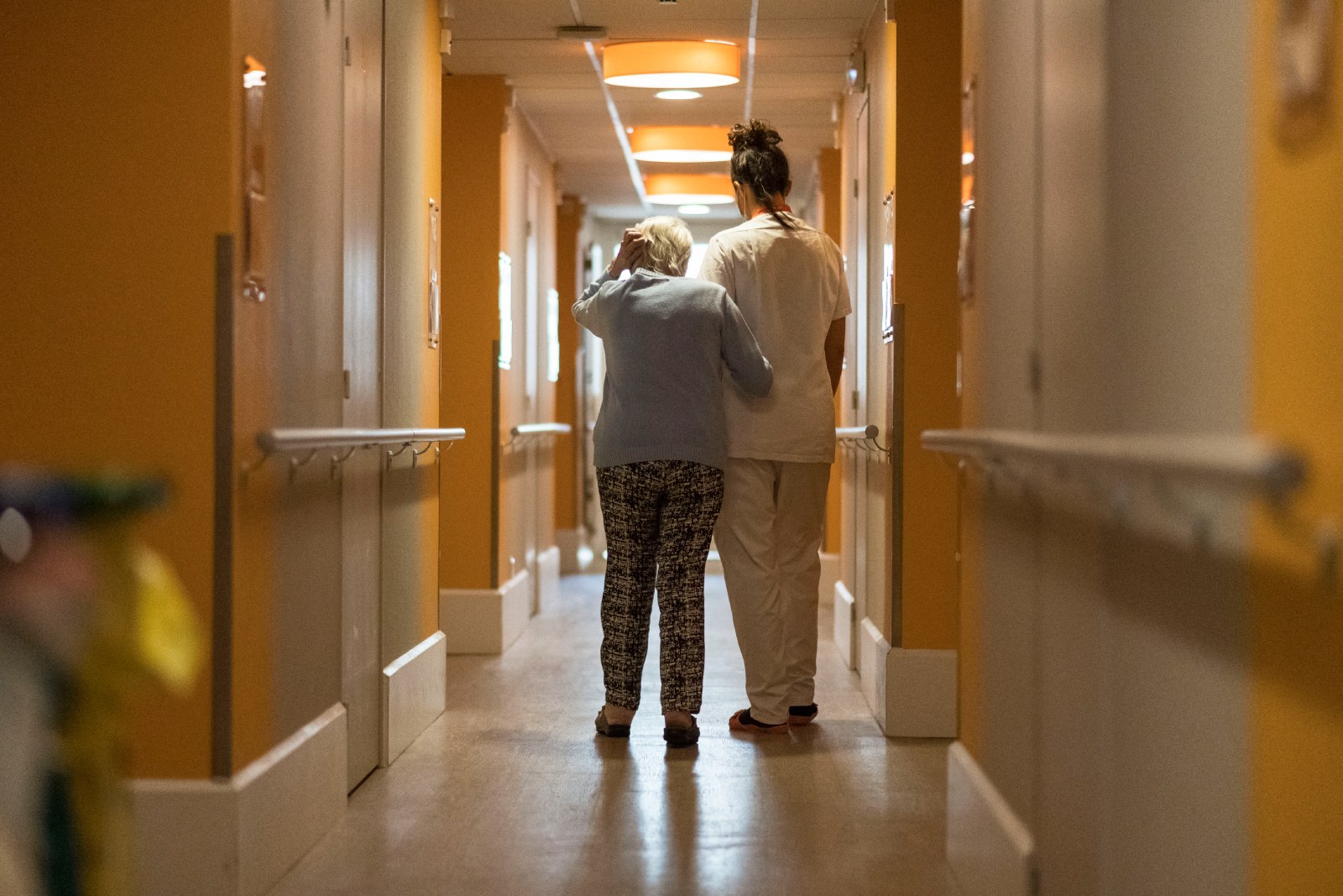 Relaxe pour Siham Touazi, l'infirmière qu’un Ehpad de luxe voulait faire taire