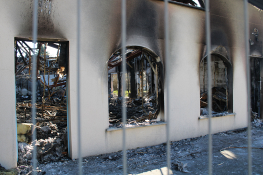 Incendie de la mosquée de Jargeau : « Comment expliquer à nos enfants que quelqu’un a volontairement brûlé notre lieu de prière ? »