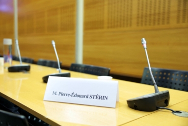 Stérin, milliardaire en croisade pour l'extrême droite
