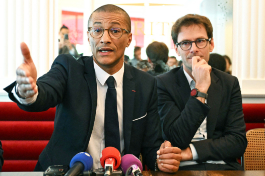 Congrès PS : après la défaite, les petits espoirs de nuisance des anti-Faure