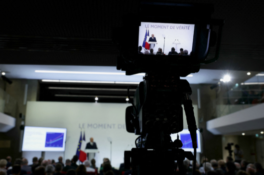 Pour renflouer les caisses, Bayrou choisit les poches des Français