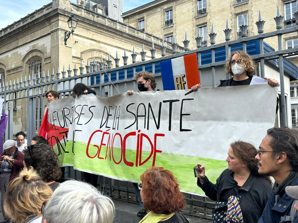 10 septembre Bloquons tout hôpital Tenon Paris