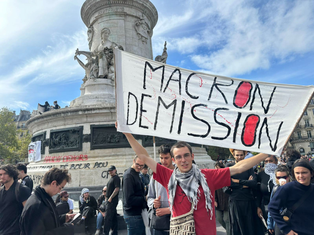 10 septembre Bloquons tout Paris République
