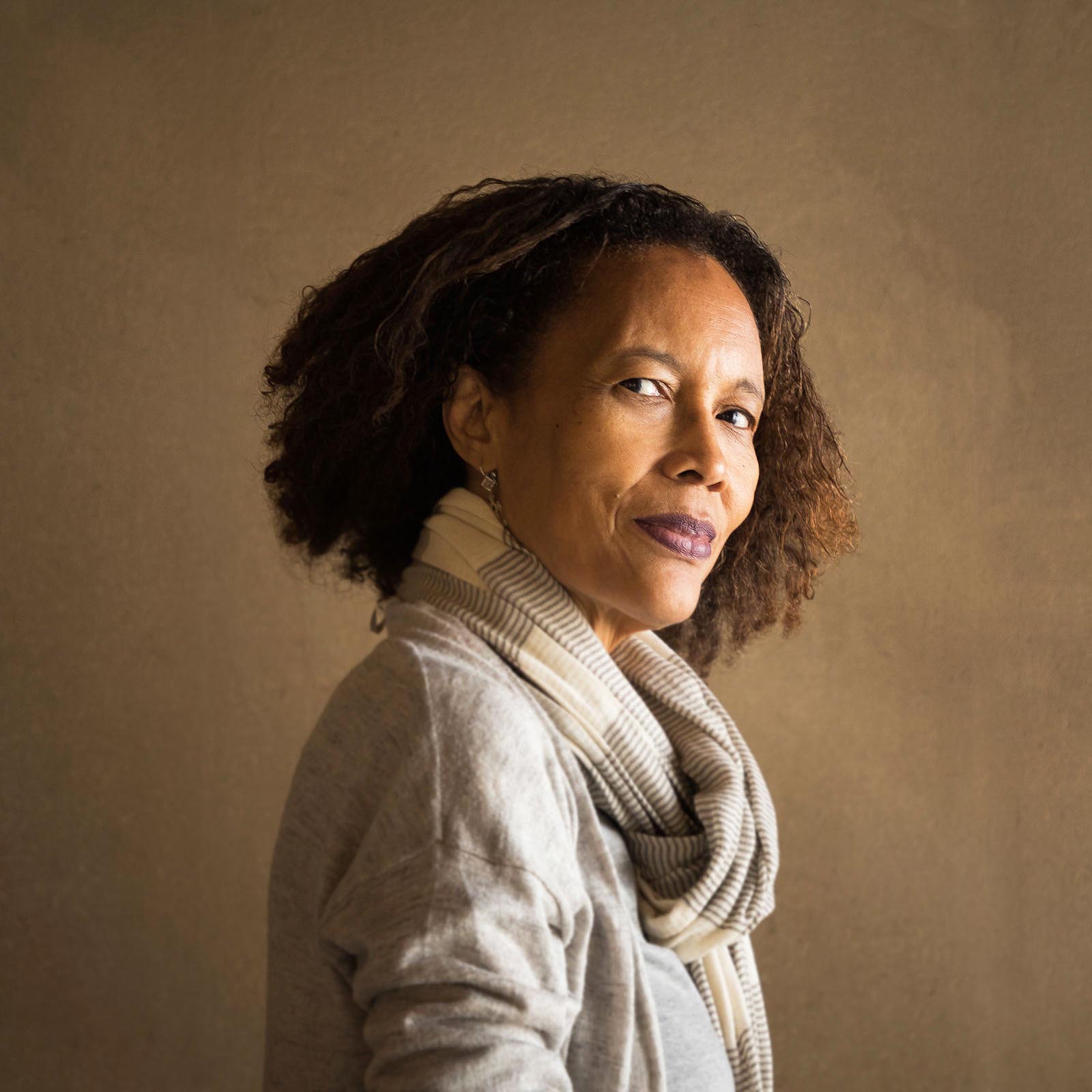 Yanick Rimbon Yanick Lahens : « Le créole enrichit le français » - POLITIS