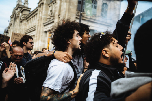 Sous les lacrymos, une soif de justice sociale