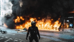 « Pour Macron, les manifestations ne sont plus une expression de la démocratie »