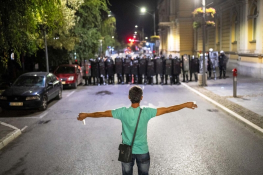En Serbie, le régime Vučić tremble