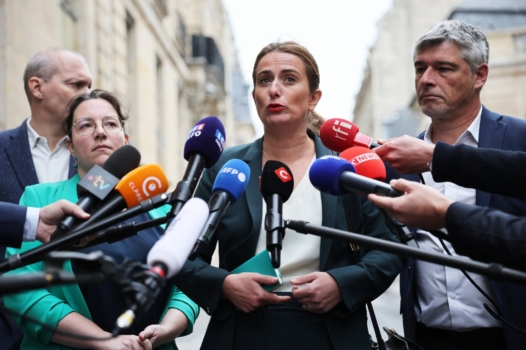 Abandon du 49.3 : la gauche ne tombe pas dans le piège de Sébastien Lecornu