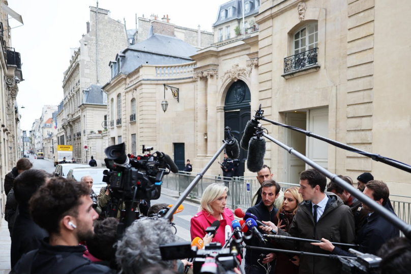 Lecornu : sans 49.3 mais avec un chèque en blanc au RN