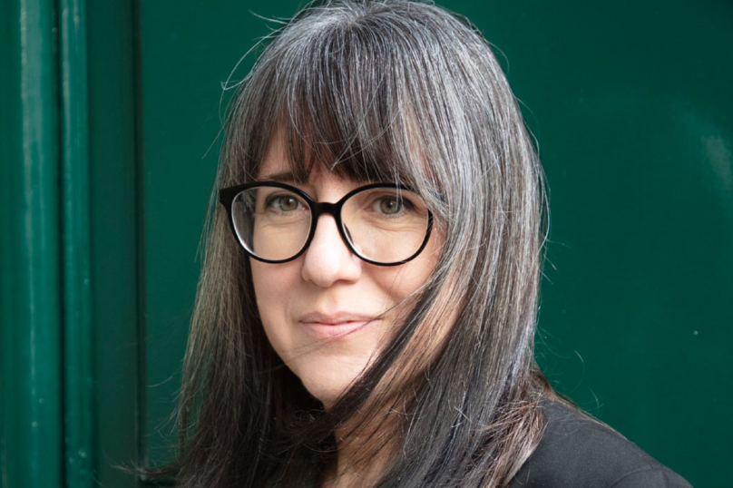 « Lézardes », libres caractères