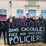 12 femmes en colère contre la police