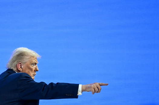 « Donald Trump entre en confrontation avec la Constitution »