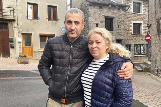 En Lozère, du boulot… mais pas de papiers