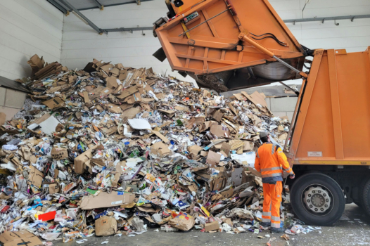Sepur, géant de la collecte des déchets, devant la justice pour « complicité » d’emploi de sans-papiers
