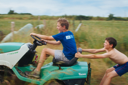 « Un été à la ferme », l&rsquo;enfance est dans le pré