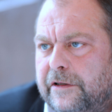 Défenseur des droits : un possible successeur qui fâche