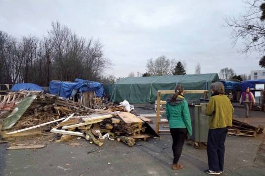 À Ouistreham, des citoyens face au « non-accueil » des migrants