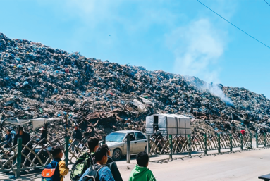 La bande de Gaza engloutie par les déchets