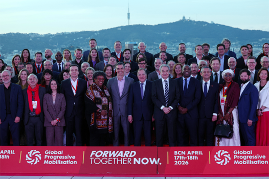 À Barcelone, un sommet pour relever le centre-gauche… et sauver Pedro Sánchez