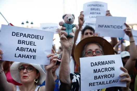 « Il n’a pas d’autre choix que de se saisir du sujet » : après le meurtre de Lyhanna, le gouvernement sommé d’agir