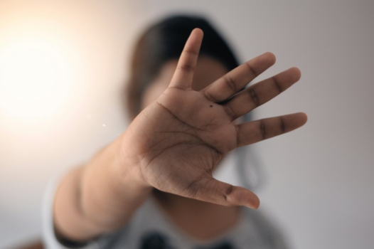 « Elle s’est fait ça toute seule ! » : devant la justice, la petite musique des agresseurs poursuivis pour violences conjugales