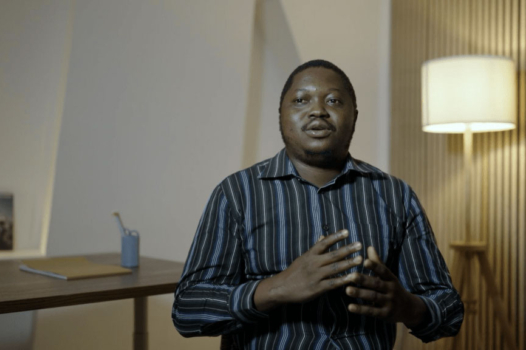 Droit d’asile : la France dit non au lanceur d’alerte Ephrem Yalike-Ngonzo