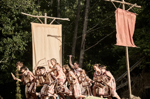 Théâtre : au Moulin de l’Hydre, la décentralisation redevient utopie