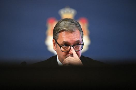 Serbie : le président Vučić démissionne