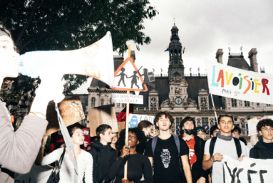 Mobilisation lycéenne : la révolte des daron·nes