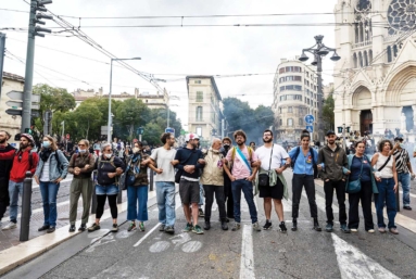 Mobilisation lycéenne : la révolte des daron·nes